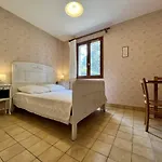 Charmante Maison De Village A Saint-georges-d'oleron, Proche De La - Fr-1-246a-251 Ferienhaus
