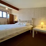 Charmante Maison De Village A Saint-georges-d'oleron, Proche De La - Fr-1-246a-251 Ferienhaus