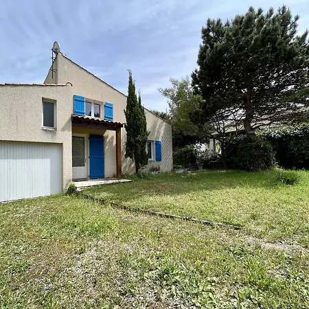 Ferienhaus Charmante Maison De Village A Saint-georges-d'oleron, Proche De La - Fr-1-246a-251