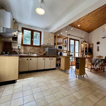 Maison De Village Typique 6 Pers, Proche Et Commerces, Avec Terrasse, Parking Et Menage Inclus - Fr-1-246a-251 *